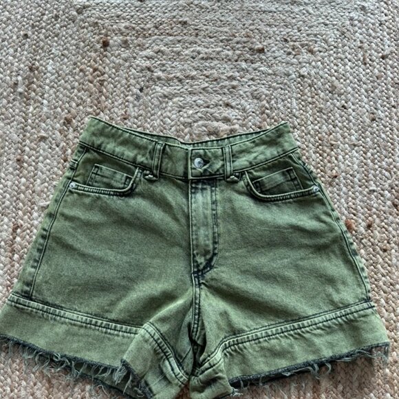 💚 PARFOIS Olive Green Denim Shorts – Size 36 (US 4) - Picture 2 of 7